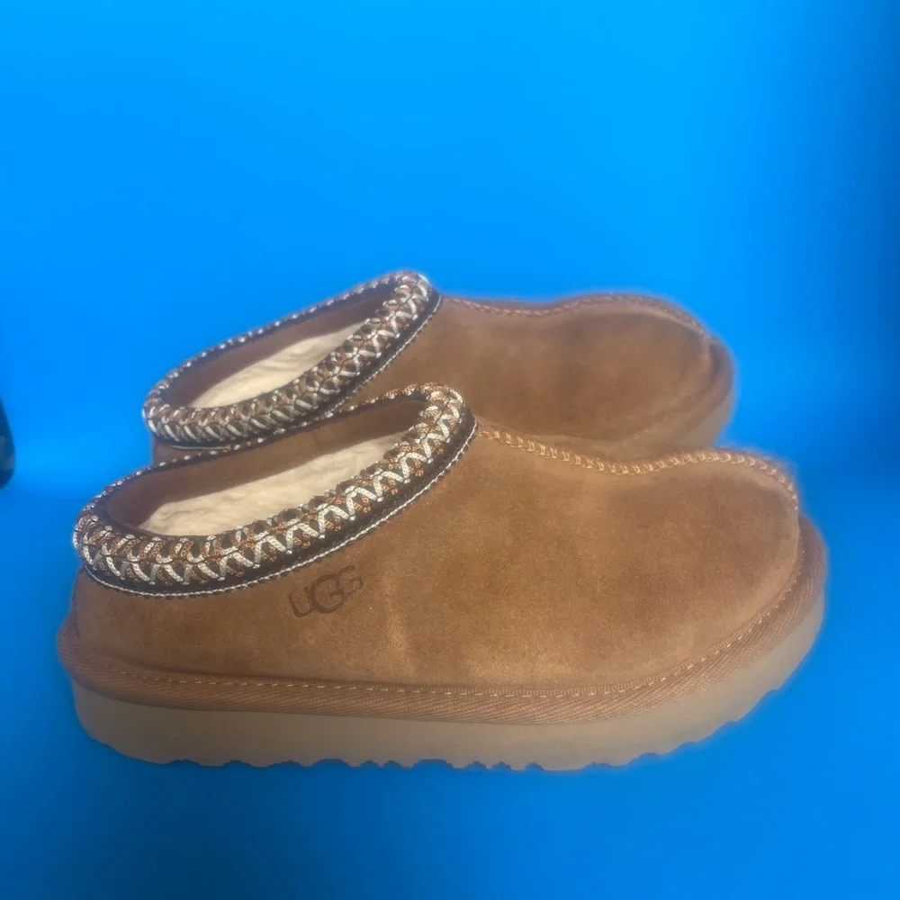 UGG comfortable kids